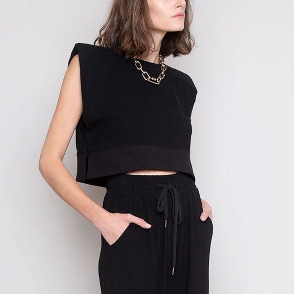 Frankie Shop padded shoulder linen crop top